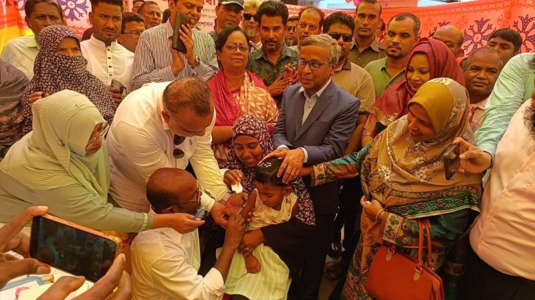 নির্ধারিত সময়ের মধ্যে লক্ষ্যমাত্রাভুক্ত সব শিশুকে হাম-রুবেলা
