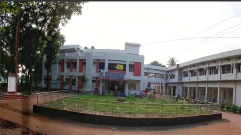 কালিয়াৈকর উপজেলা স্বাস্থ্য কমপ্লেক্সে চিকিৎসক ও জনবলের সংকট
